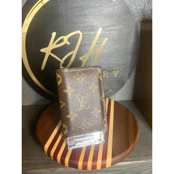 Louis Vuitton Monogram Pocket Organizer - Picture 8 of 16